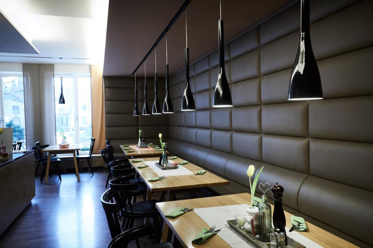 Hotel Goll Pforzheim-Niefern Luaran gambar
