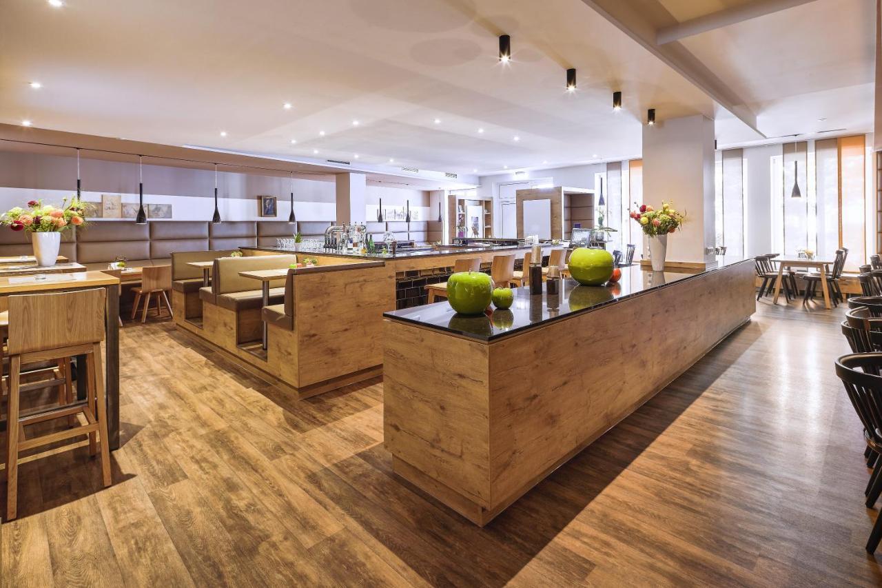 Hotel Goll Pforzheim-Niefern Bilik gambar